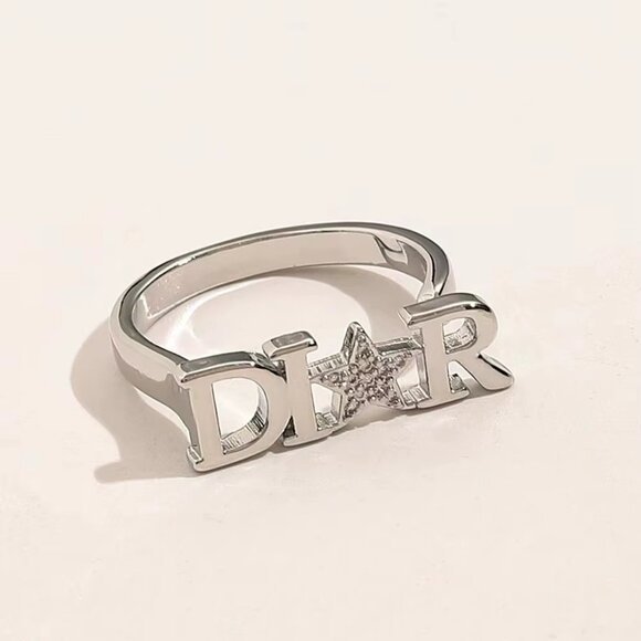 Womens initial star ring crystal christian Gold or Silver - Picture 2 of 3